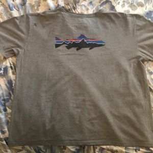 Patagonia men’s tee